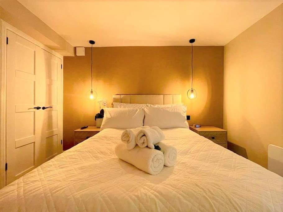 Stylish, Central And Cosy 1Bd Nr Canongate エディンバラ エクステリア 写真