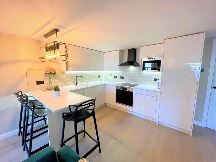 Stylish, Central And Cosy 1Bd Nr Canongate エディンバラ エクステリア 写真