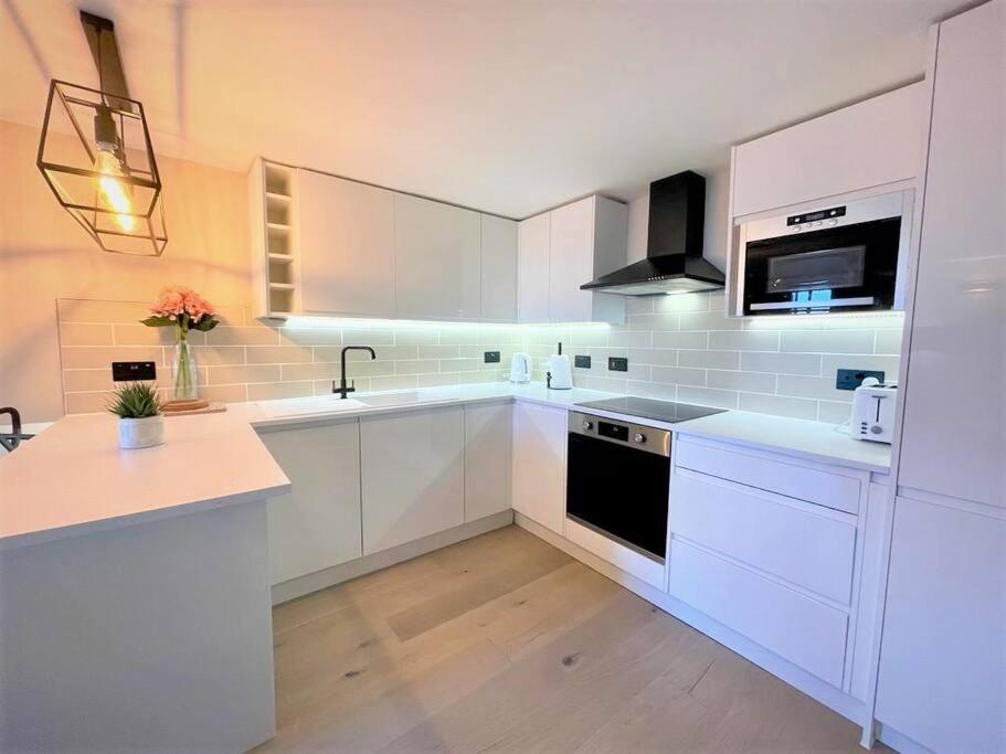 Stylish, Central And Cosy 1Bd Nr Canongate エディンバラ エクステリア 写真
